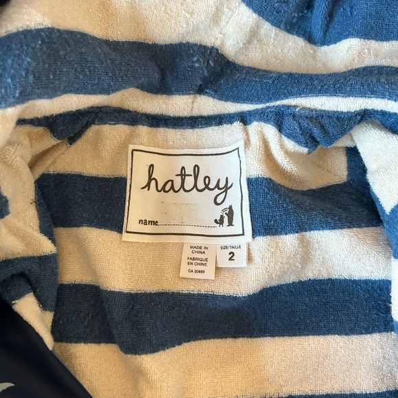 Hatley 2T rain coat and splash pants - Picture 2 of 4